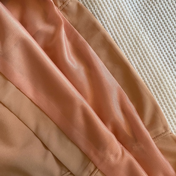 Peach and Dark Tan Fully lined Sheath Dress. Size M. - Picture 10 of 11